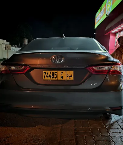 Toyota Camry 2.5L LE HEV (215 HP) 2020