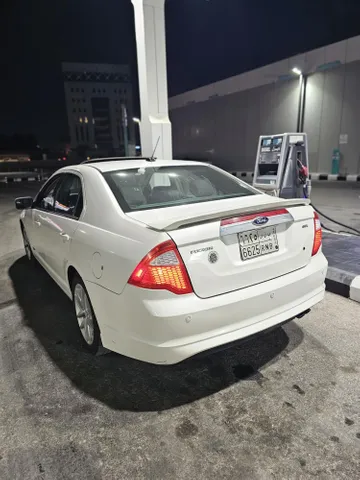 Discover undefined undefined Exterior Interior Images.Find all aspects and details of cars.