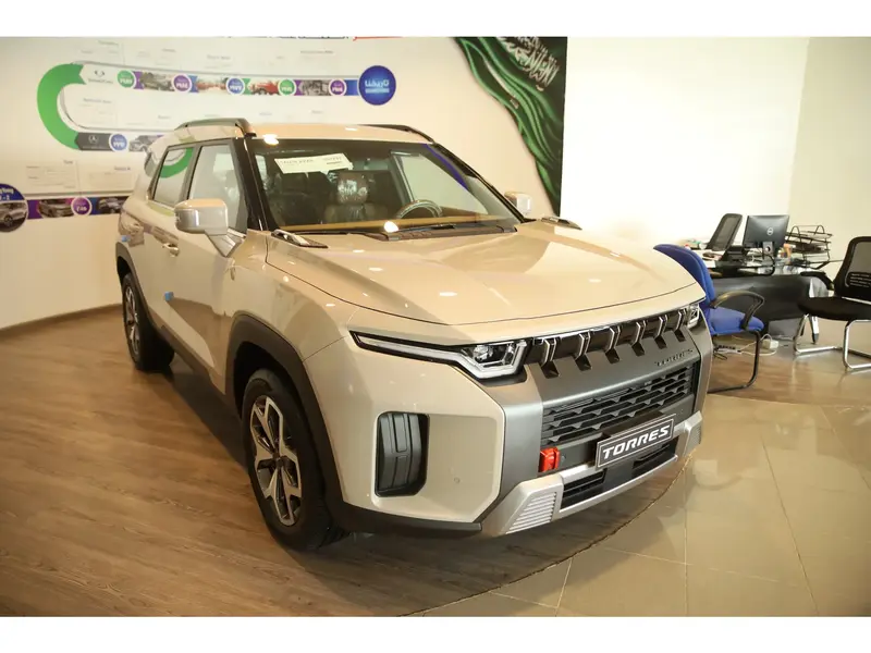 Discover undefined undefined Exterior Interior Images.Find all aspects and details of cars.