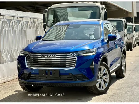 Discover undefined undefined Exterior Interior Images.Find all aspects and details of cars.