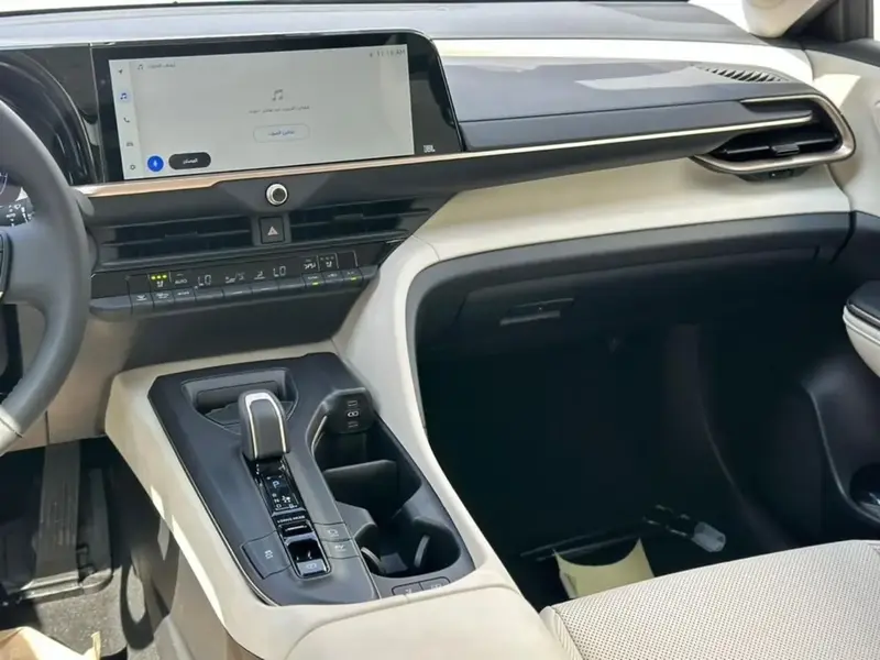Toyota Crown 2025