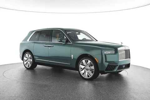 New Rolls Royce Cullinan 6.75L Twin-Turbo 563 HP 2025