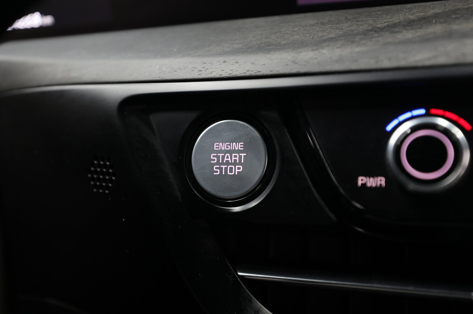 Accident Free | 2.5L | Free Insurance and Registration | Under Warranty Till 2026 | A001725