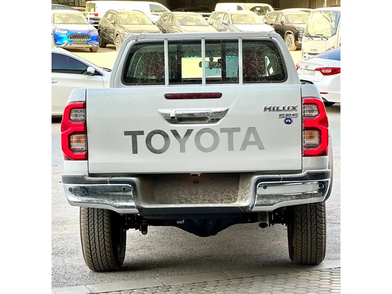 Toyota Hilux 2025
