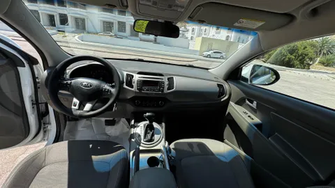 Kia Sportage 2.0L Base (FWD) 2016
