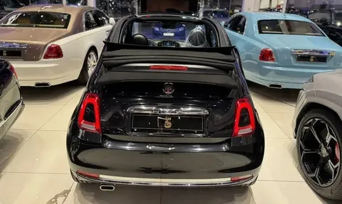 Discover undefined undefined Exterior Interior Images.Find all aspects and details of cars.