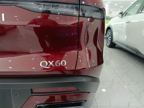 Discover undefined undefined Exterior Interior Images.Find all aspects and details of cars.
