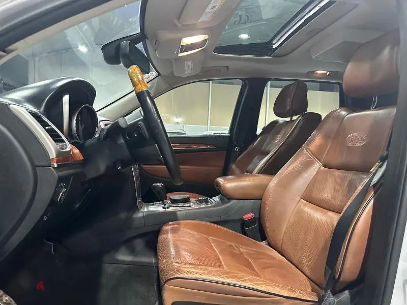 جيب شيروكي 2012