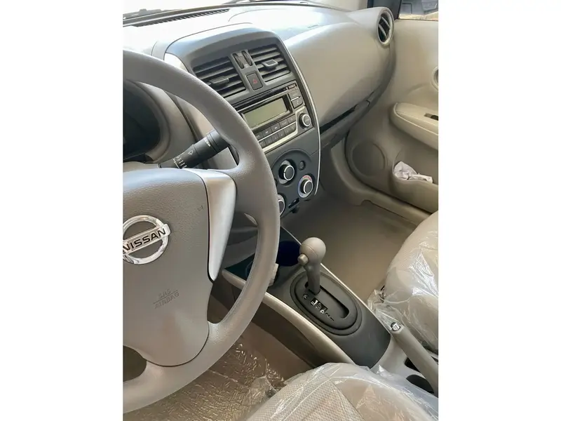 Nissan Sunny 2024