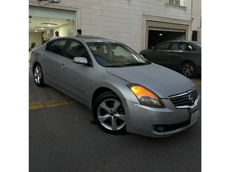 Nissan Altima 2009
