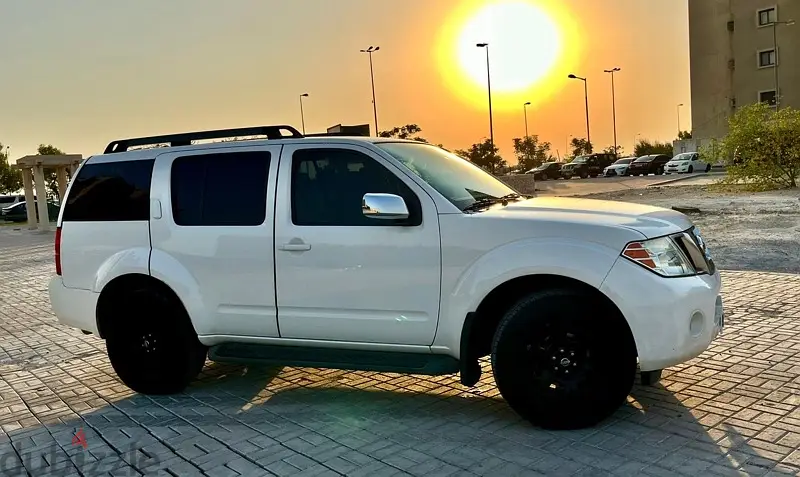 Nissan Pathfinder 2012