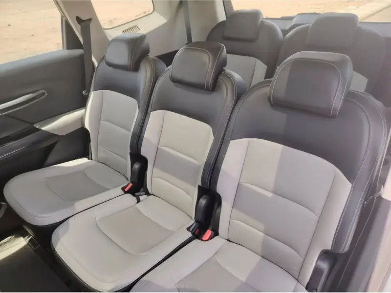 Geely Okavango 2022
