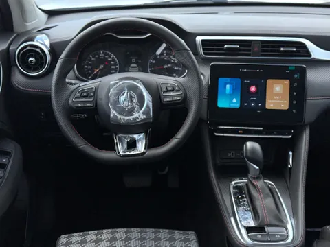 Discover undefined undefined Exterior Interior Images.Find all aspects and details of cars.