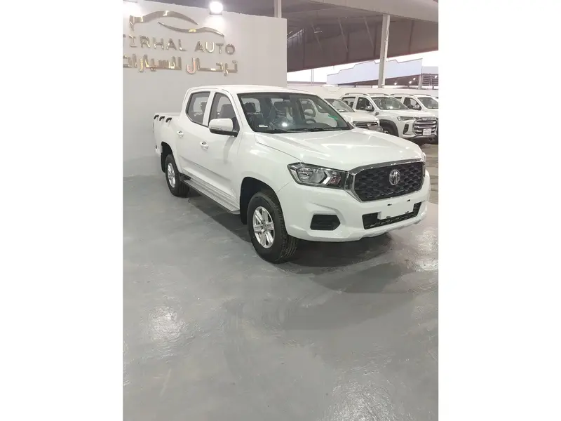 Discover undefined undefined Exterior Interior Images.Find all aspects and details of cars.