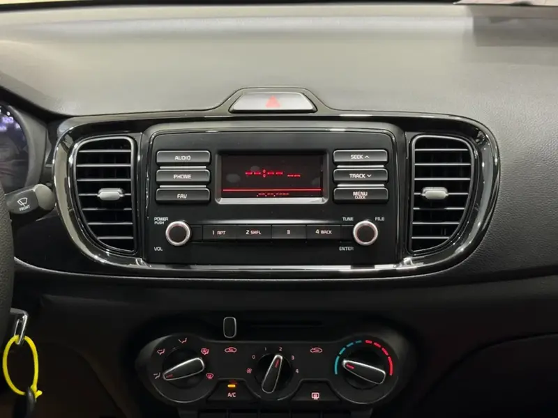 KIA Pegas 2025