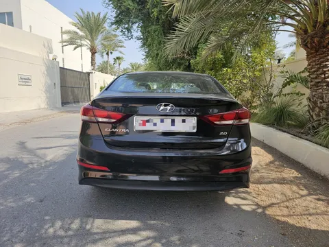 هيونداي إلانترا 2016