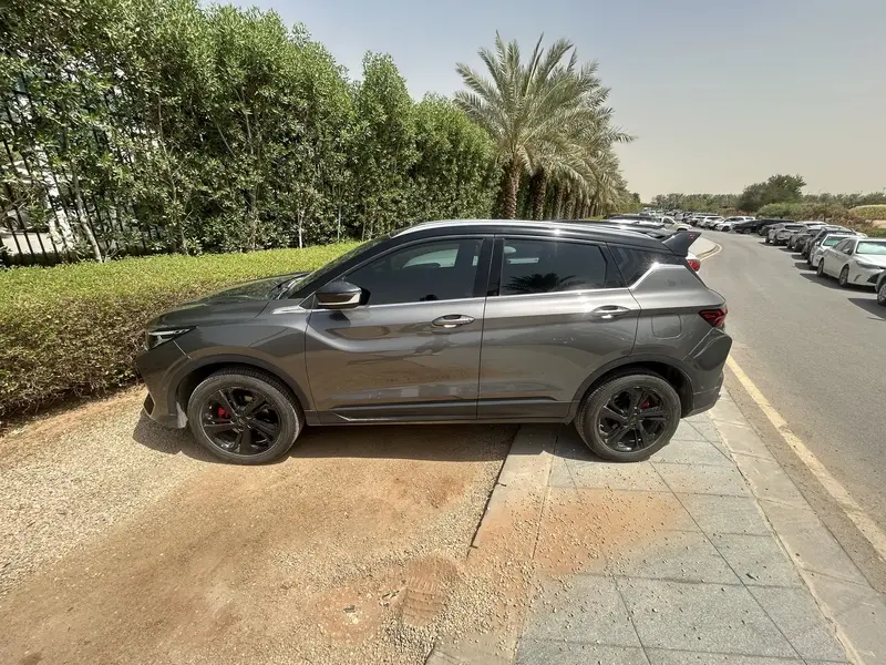 Discover undefined undefined Exterior Interior Images.Find all aspects and details of cars.