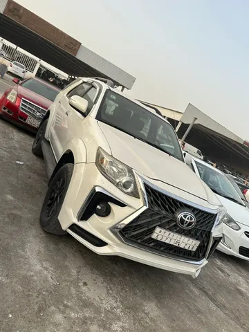 Discover undefined undefined Exterior Interior Images.Find all aspects and details of cars.