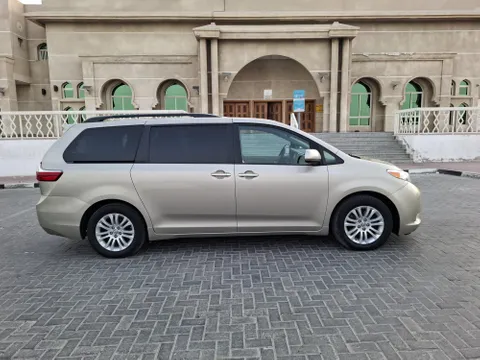 Toyota Sienna 2017