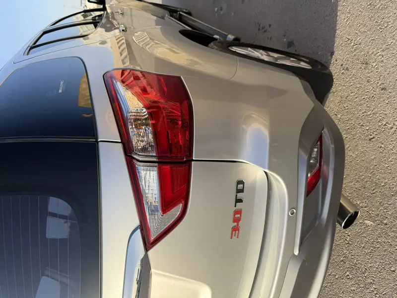 Isuzu MUX 2019