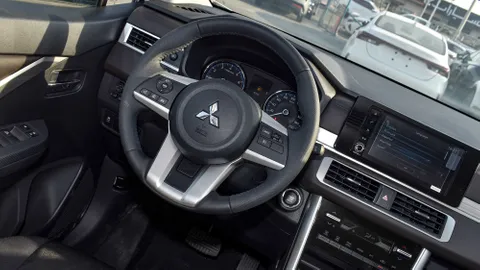 New Mitsubishi Xpander 1.5L HL 2024