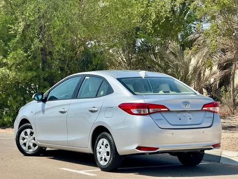 Toyota Yaris Sedan 1.5L SE 2022