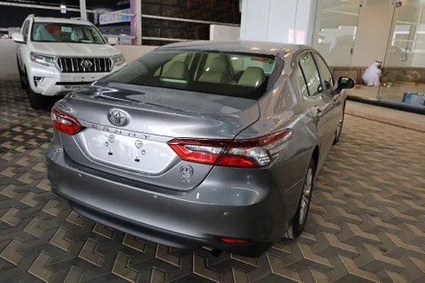 New Toyota Camry 2.5L LE 204 HP 2024