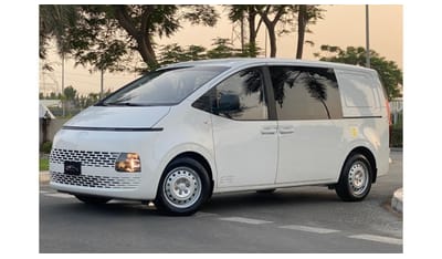 hyundai staria image Hyundai Staria Van LOW MILAGE