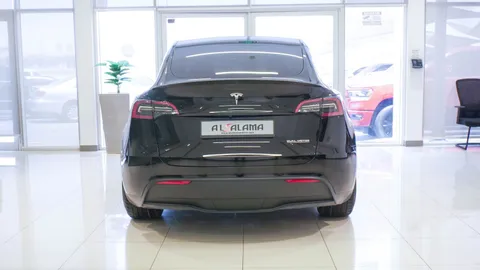 Discover undefined undefined Exterior Interior Images.Find all aspects and details of cars.