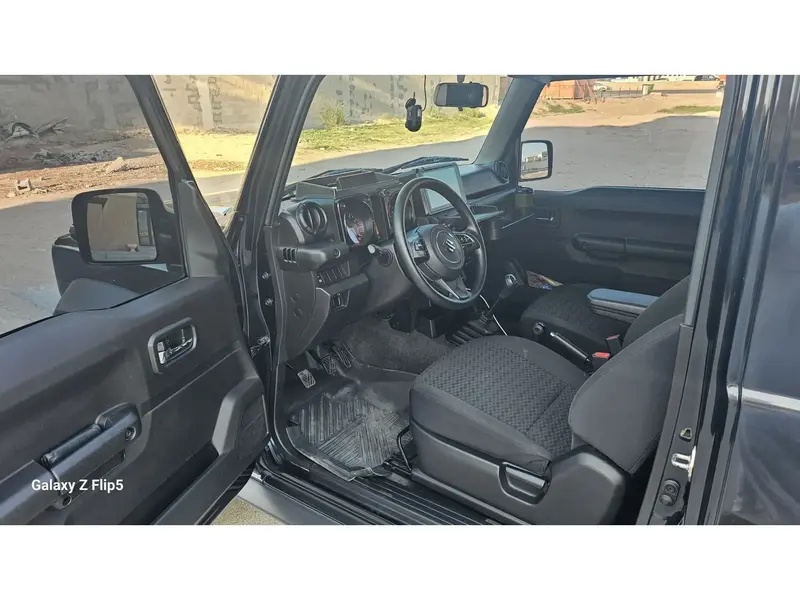 Discover undefined undefined Exterior Interior Images.Find all aspects and details of cars.