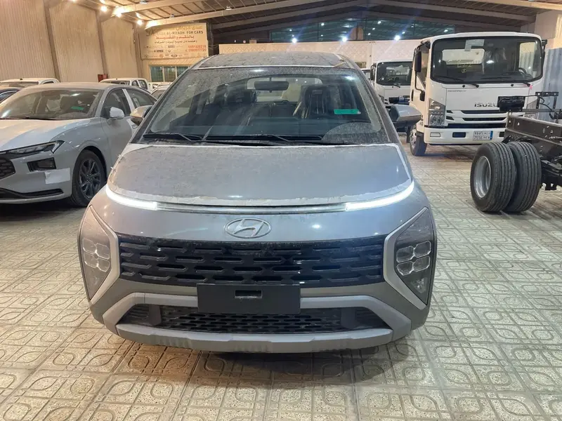 Discover undefined undefined Exterior Interior Images.Find all aspects and details of cars.