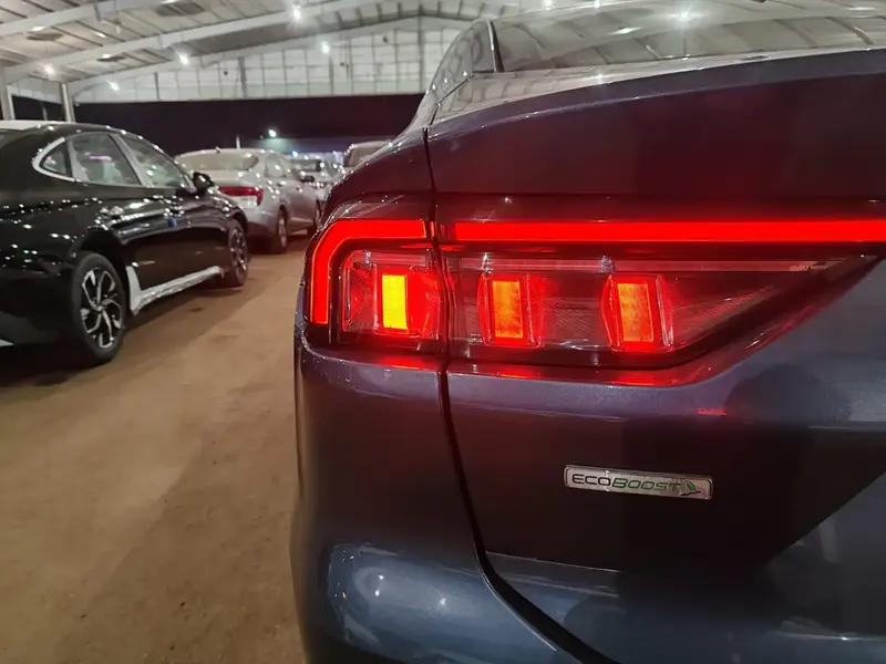 Ford Taurus 2023