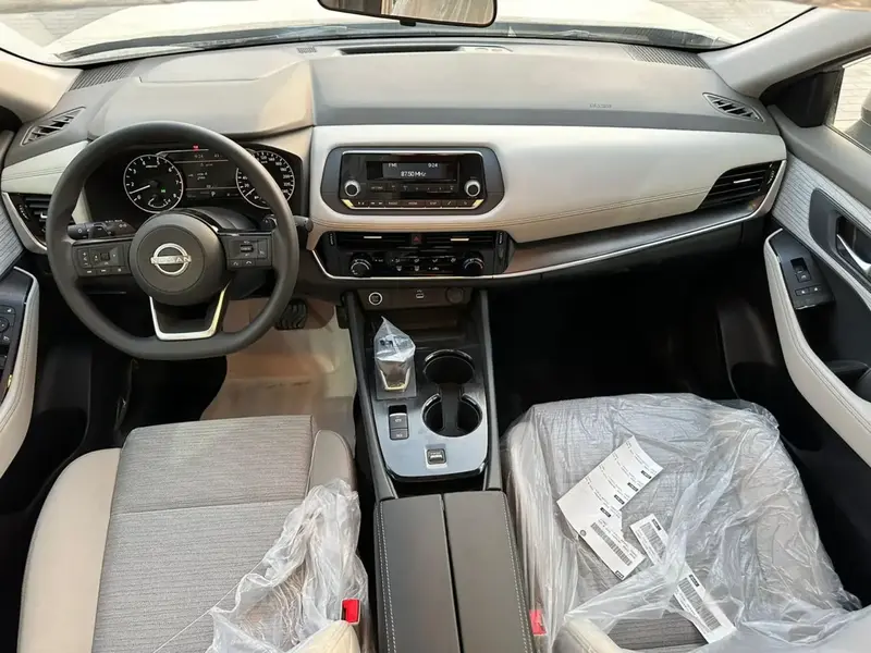 Discover undefined undefined Exterior Interior Images.Find all aspects and details of cars.