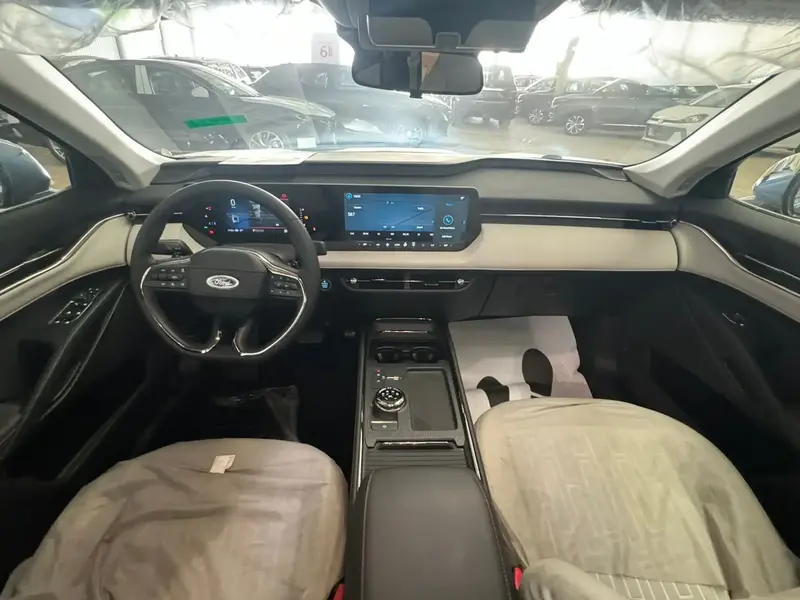 Ford Taurus 2025