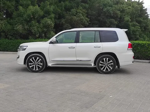 Toyota Land Cruiser 4.0L GXR 2019