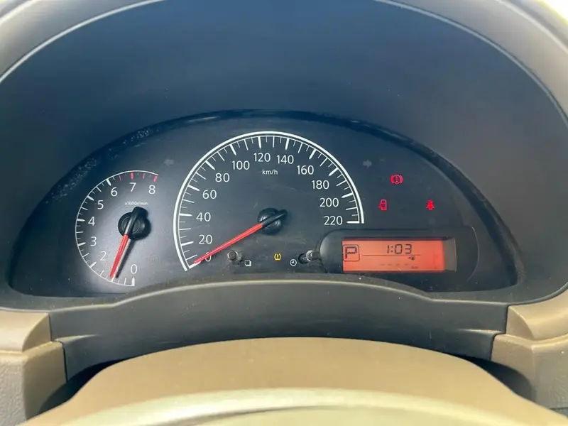 Nissan Sunny 2021