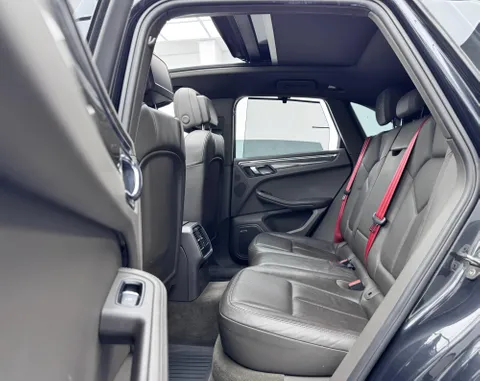 Porsche Macan GTS 2017