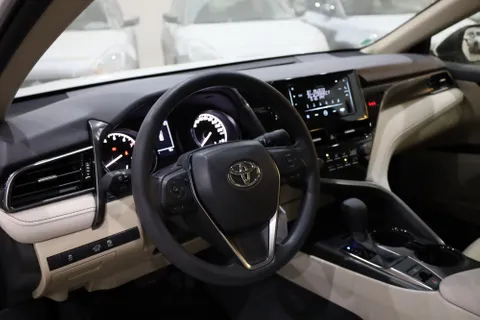 New Toyota Camry 2.5L LE 204 HP 2024