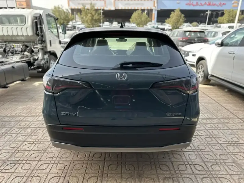 Discover undefined undefined Exterior Interior Images.Find all aspects and details of cars.