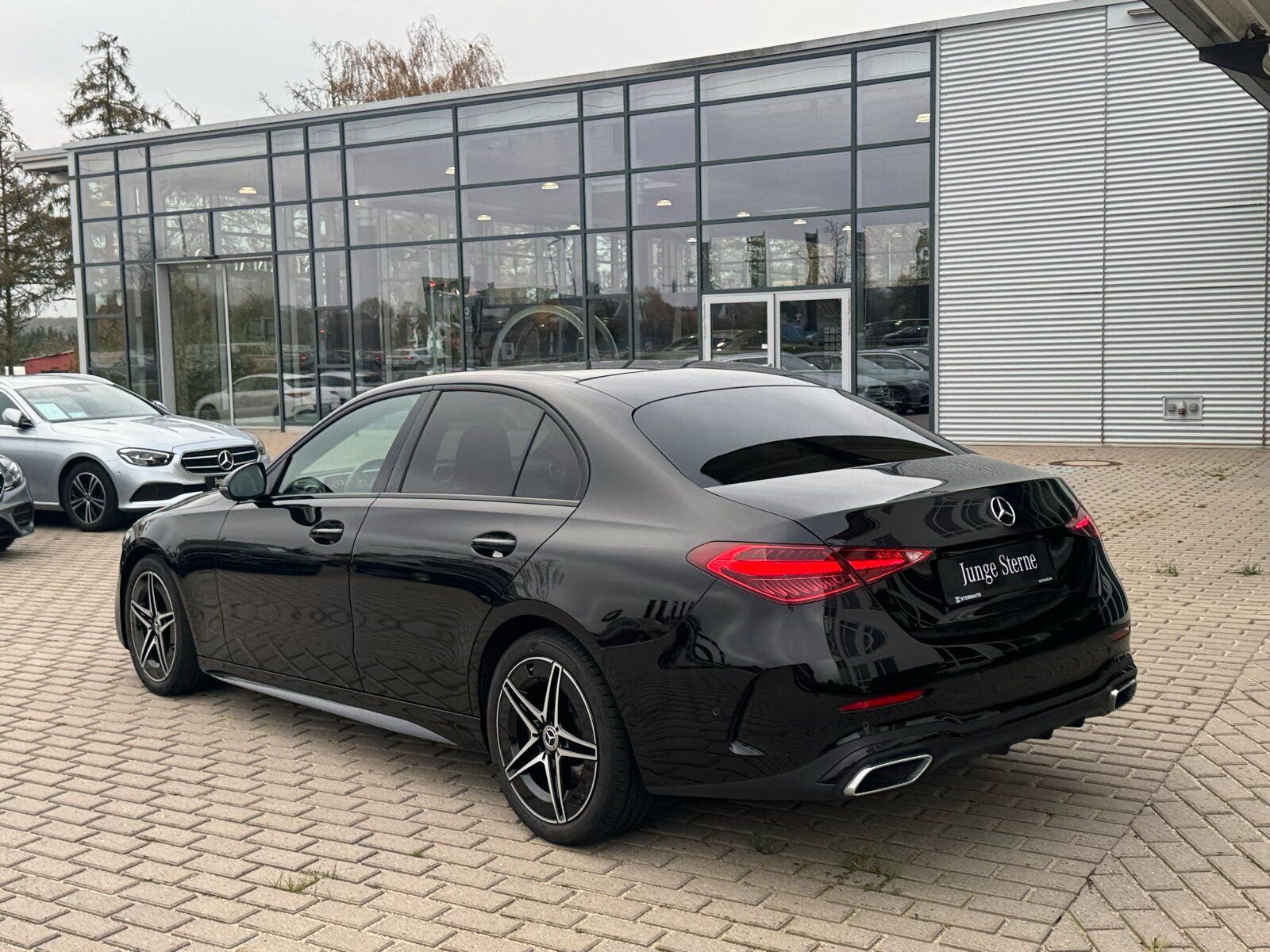 مرسيدس بنز C Class 2023