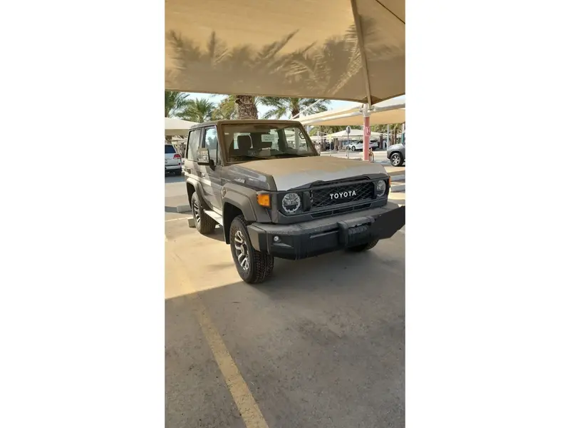 Discover undefined undefined Exterior Interior Images.Find all aspects and details of cars.