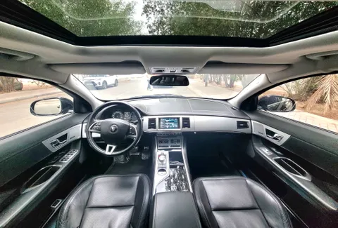 Discover undefined undefined Exterior Interior Images.Find all aspects and details of cars.