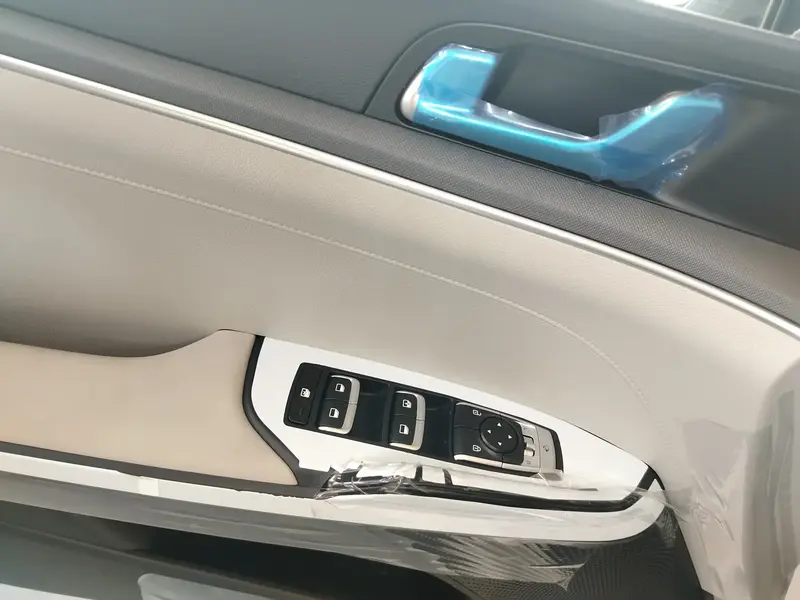 KIA K5 2024
