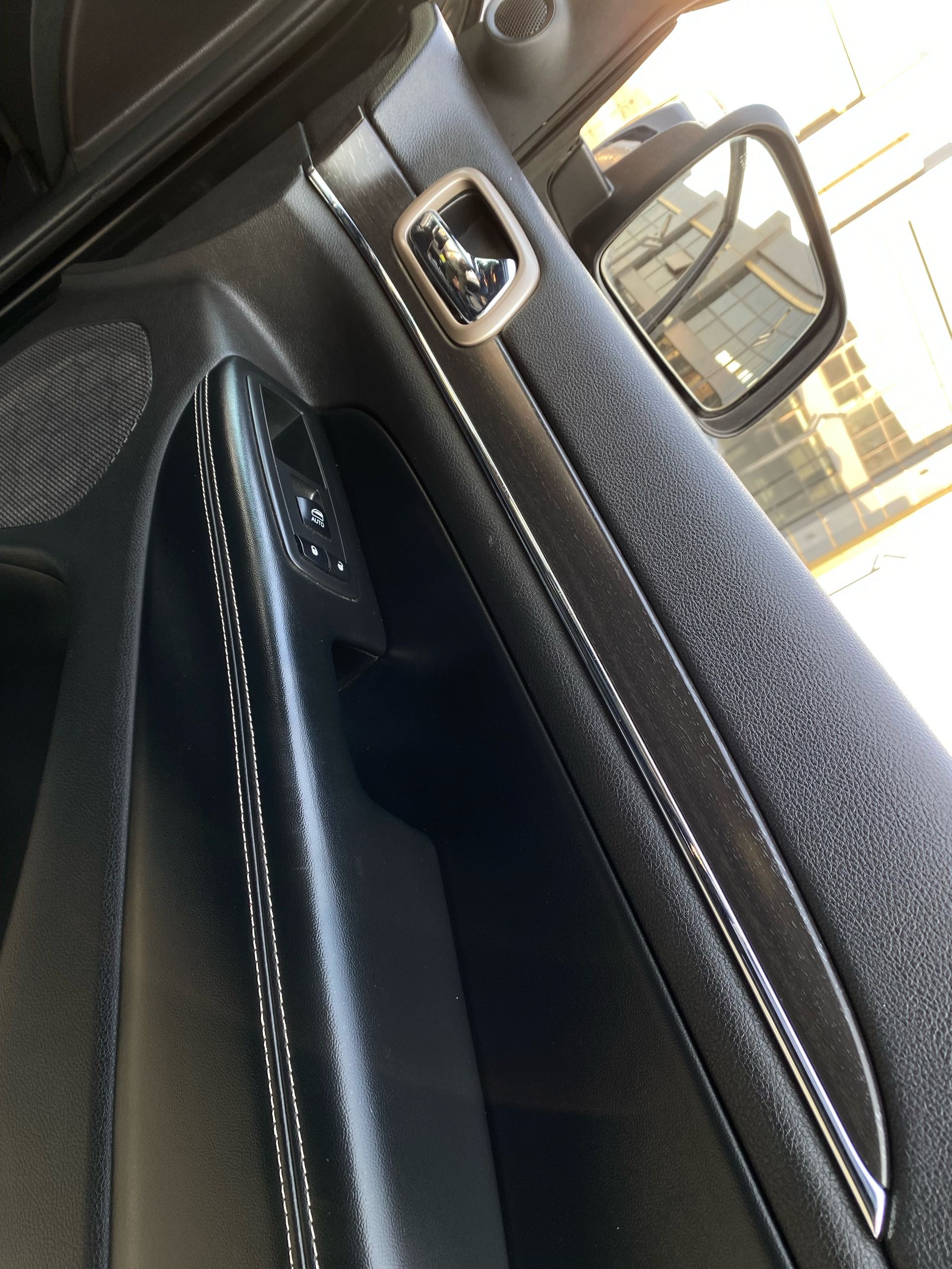 جيب جراند شيروكي 2016