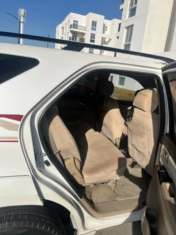 Toyota Fortuner 4.0L (4X4) 2015