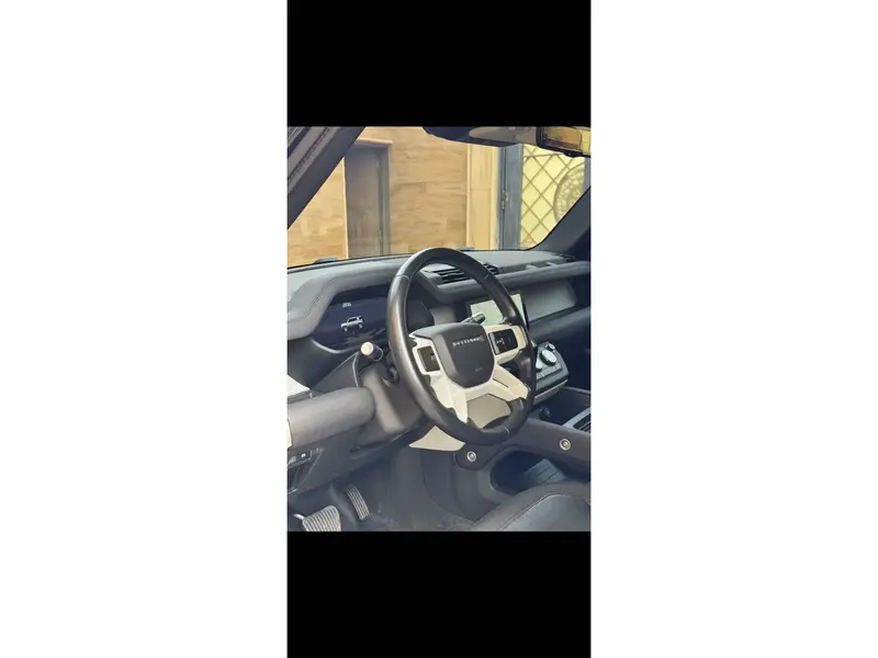 Discover undefined undefined Exterior Interior Images.Find all aspects and details of cars.