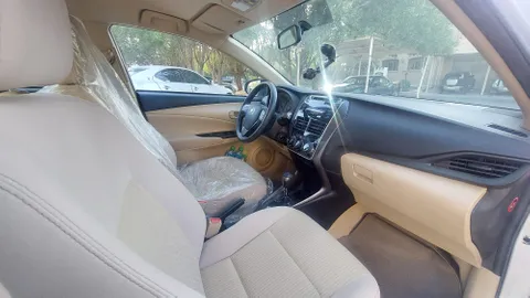 Toyota Yaris Sedan 1.5 SE 2021