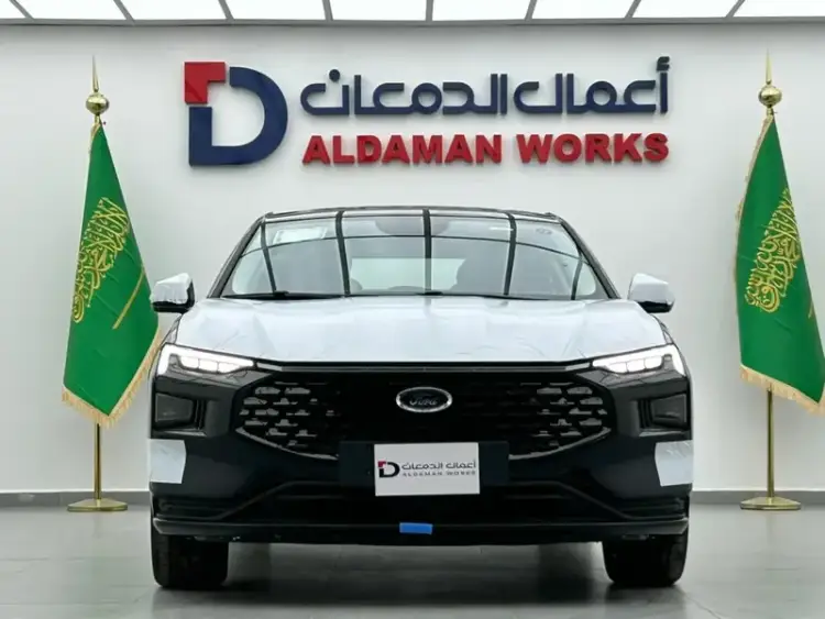 ford ford-taurus image Ford Taurus 2025