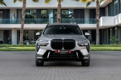 Discover undefined undefined Exterior Interior Images.Find all aspects and details of cars.