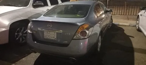 Nissan Altima 2011